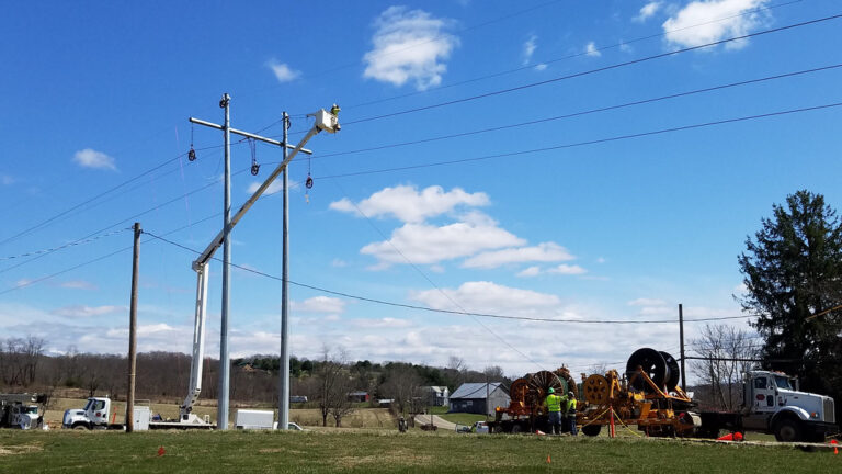 Greer, S.C., dump truck downs South Buncombe Road cables