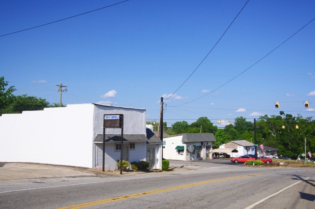 U.S. 176 along Main Street in Campobello, Spartanburg County. Photo by Brian Stansberry, CC BY 4.0, via Wikimedia Commons.
